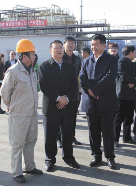 3月20日,内蒙古集通集团董事长呼和浩特铁路常务副局长陈玉柱一行莅临集团考察指导