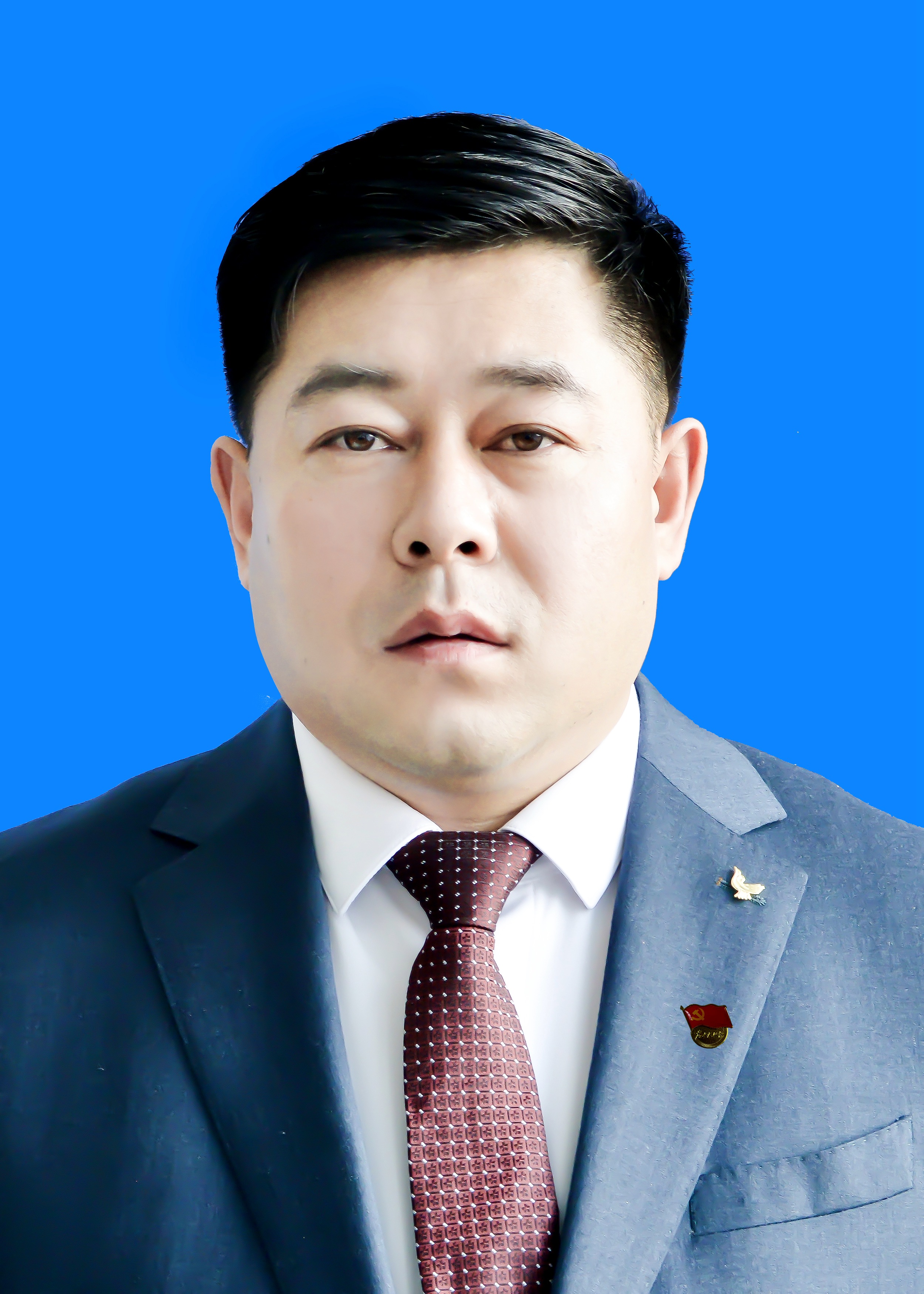 张宝川    党委委员